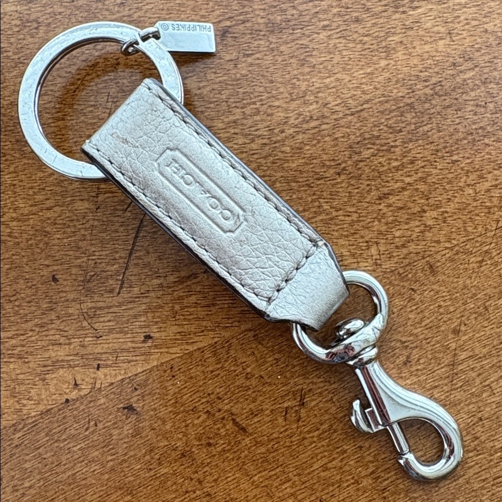 Coach Trigger Snap Bag Charm metallic silver double turnlock keychain Y2K ring - Picture 2 of 13
